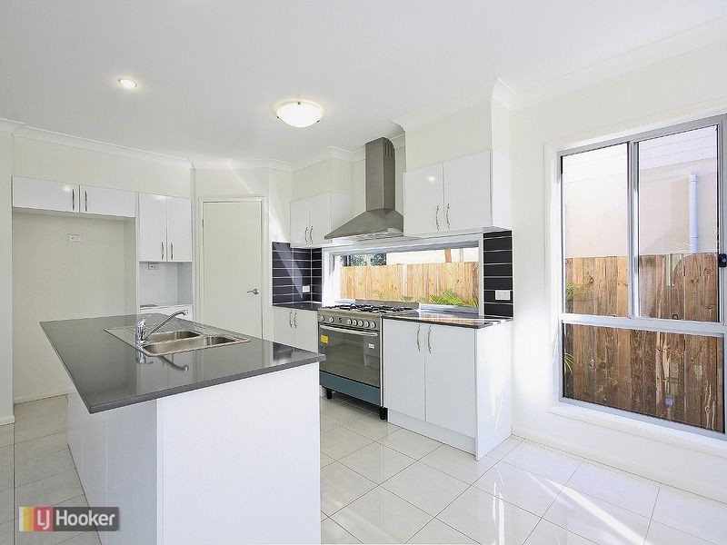 203 Mooroondu Rd, Thorneside QLD 4158