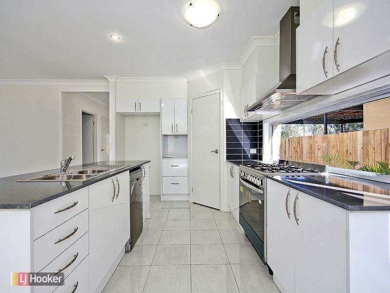 203 Mooroondu Rd, Thorneside QLD 4158