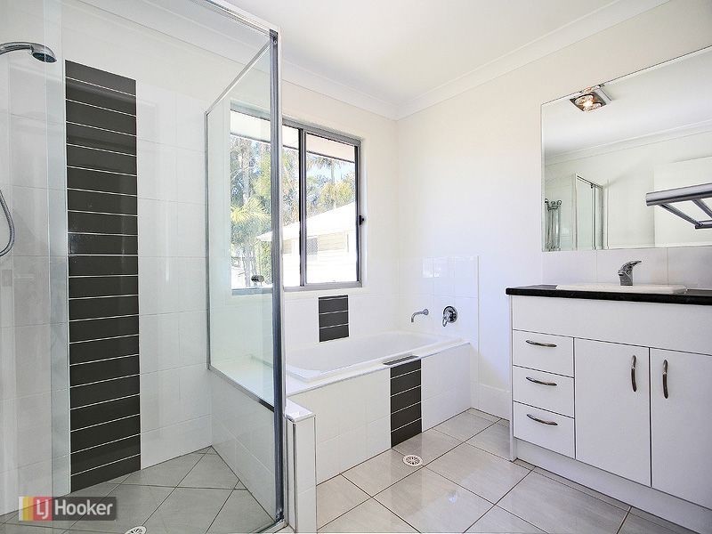 203 Mooroondu Rd, Thorneside QLD 4158