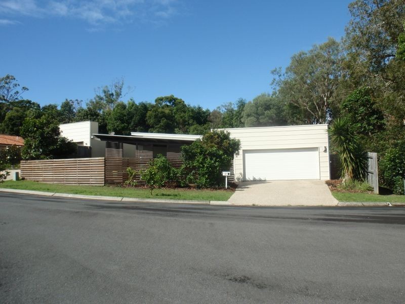 11 Serene Place, Birkdale QLD 4159