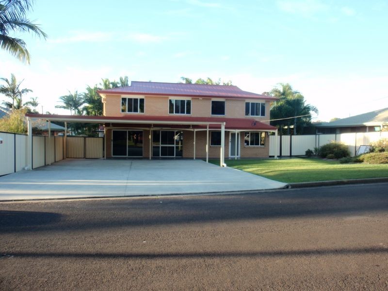 42 Bayford Street, Birkdale QLD 4159