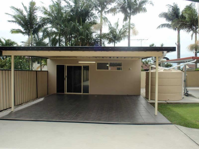 42 Bayford Street, Birkdale QLD 4159