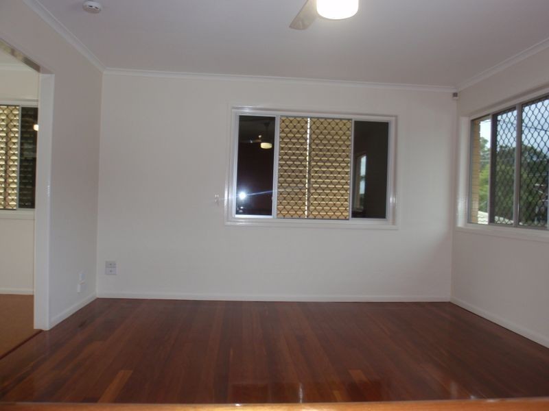 42 Bayford Street, Birkdale QLD 4159