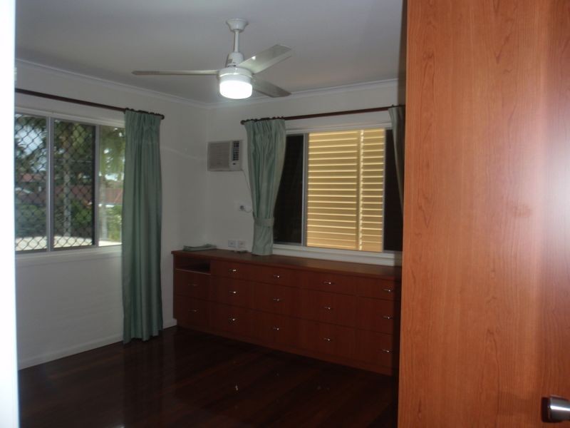 42 Bayford Street, Birkdale QLD 4159