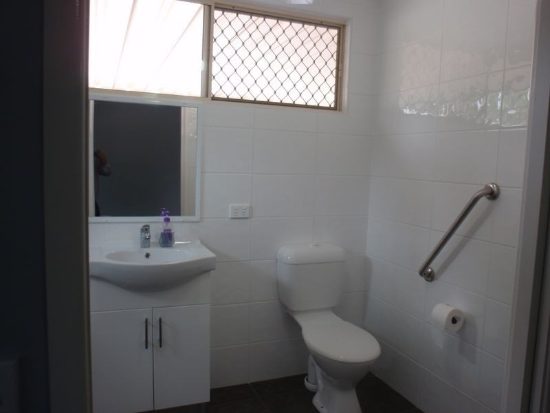 42 Bayford Street, Birkdale QLD 4159