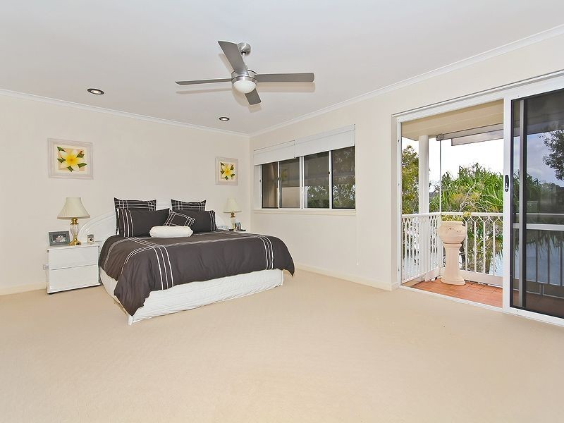 27/3 Marina Crescent, Hollywell QLD 4216