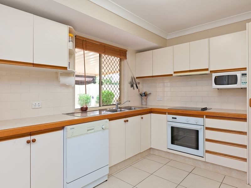 32 Grandis Crescent, Victoria Point QLD 4165