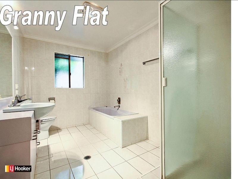 18 Asher Court, Upper Coomera QLD 4209