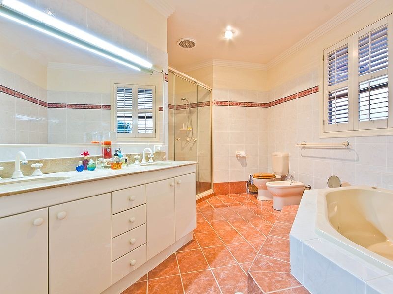22 Downwind Court, Birkdale QLD 4159