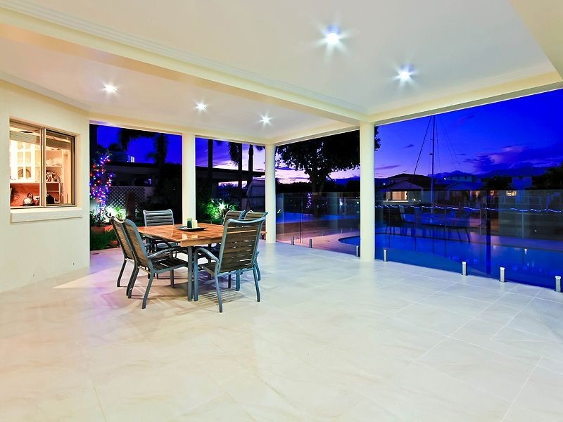 22 Downwind Court, Birkdale QLD 4159