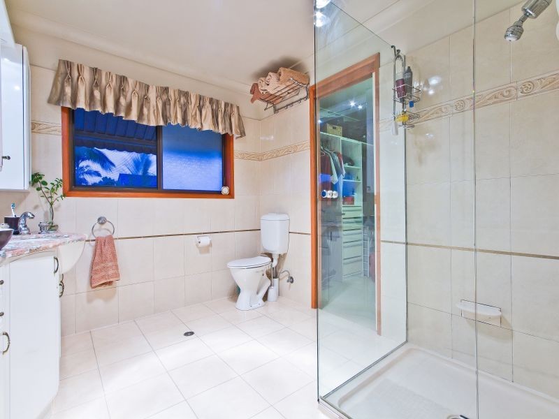 23 Clive Road, Birkdale QLD 4159