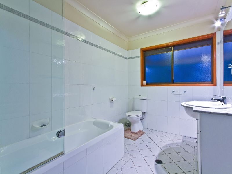 23 Clive Road, Birkdale QLD 4159