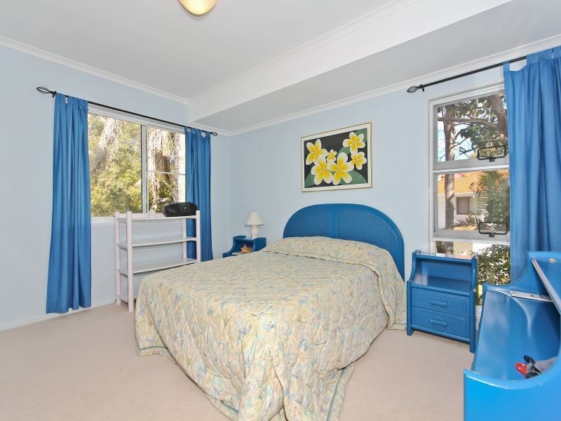 62 Whitehall Avenue, Birkdale QLD 4159