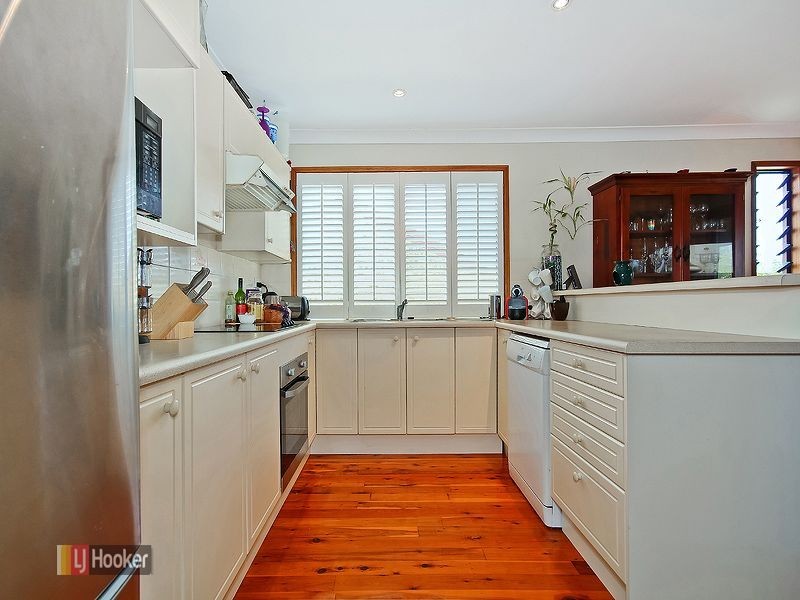 36 Mooroondu Road, Thorneside QLD 4158