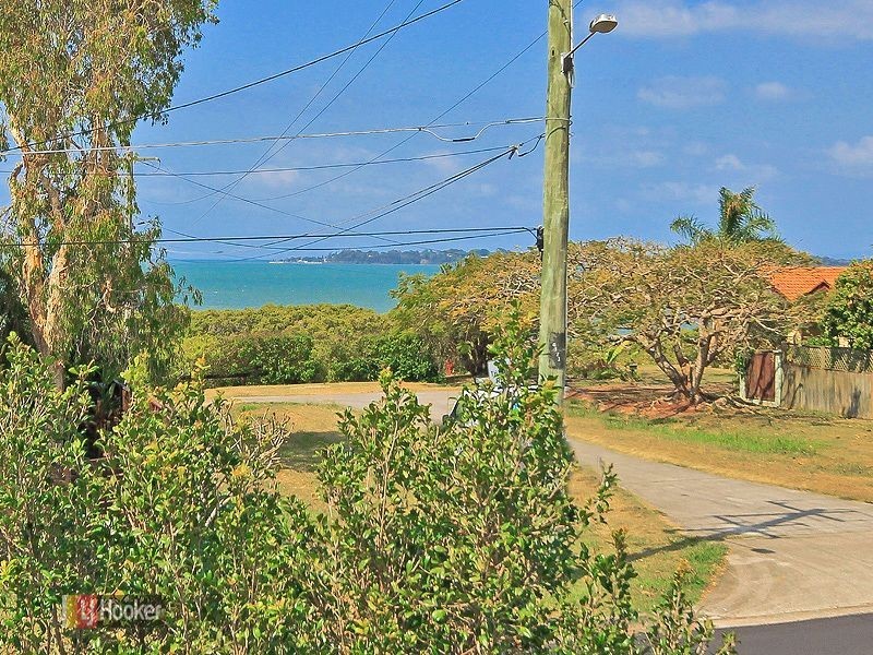 36 Mooroondu Road, Thorneside QLD 4158