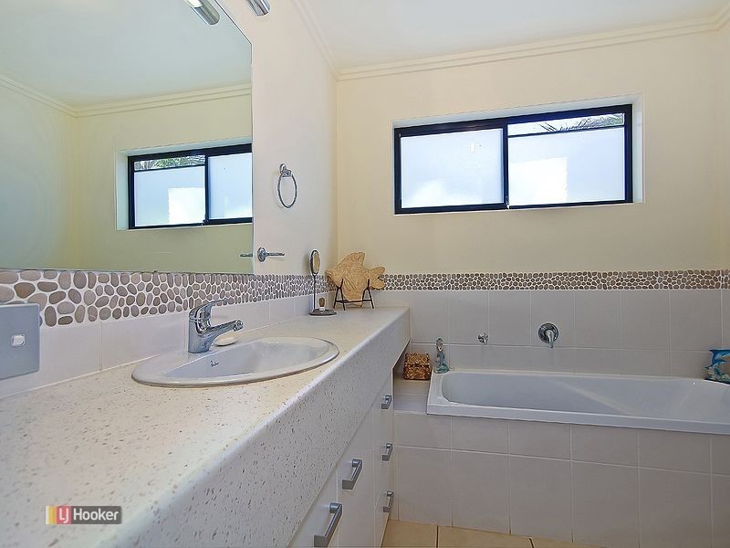 30 Lynch Crescent, Birkdale QLD 4159