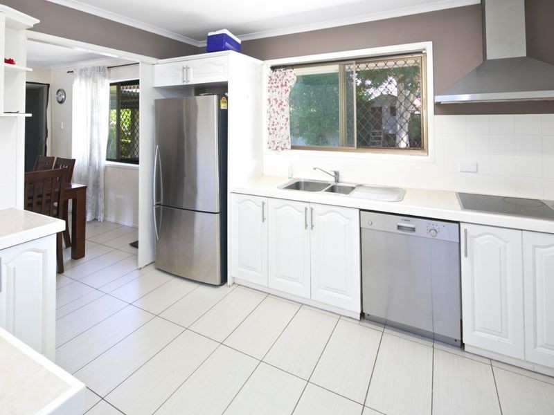 6 Linda Street, Birkdale QLD 4159