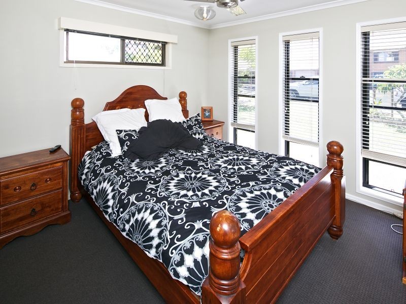 6 Linda Street, Birkdale QLD 4159