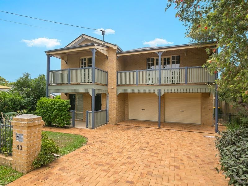43 Thorne Road, Birkdale QLD 4159