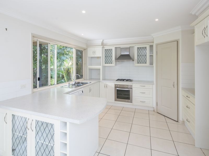 43 Thorne Road, Birkdale QLD 4159