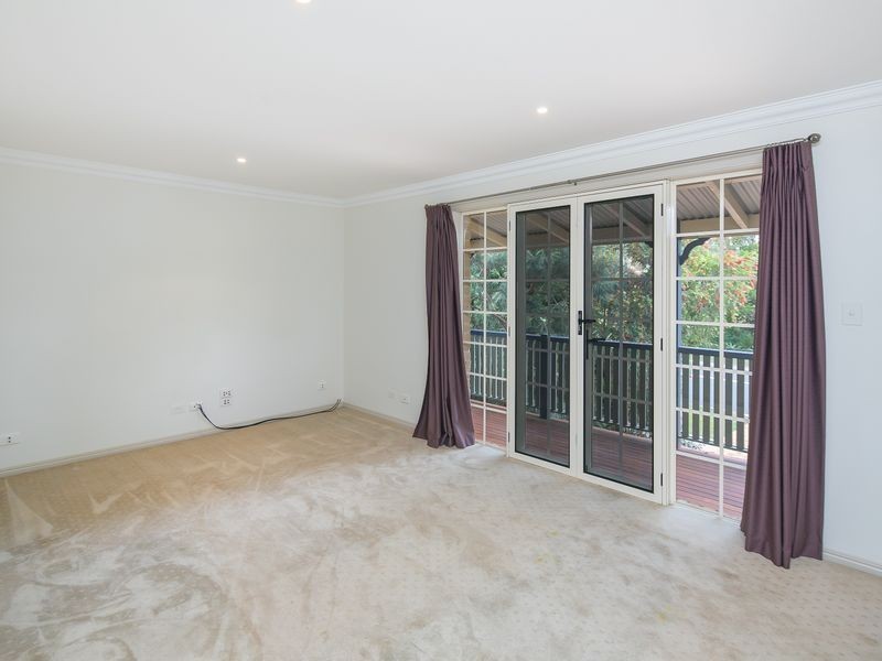43 Thorne Road, Birkdale QLD 4159