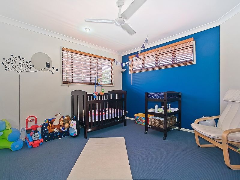 17 Trafalgar Vale Avenue, Wellington Point QLD 4160