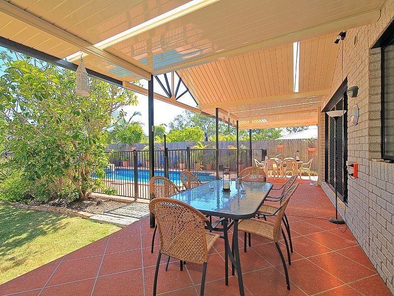 17 Trafalgar Vale Avenue, Wellington Point QLD 4160