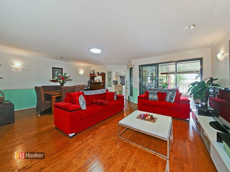 4 Galley Way, Birkdale QLD 4159