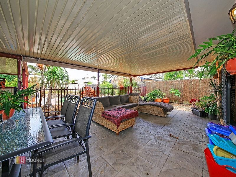 4 Galley Way, Birkdale QLD 4159