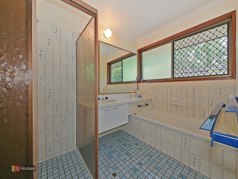 6 Dartmouth Court, Birkdale QLD 4159