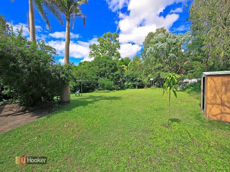 12 Claremont Street, Birkdale QLD 4159