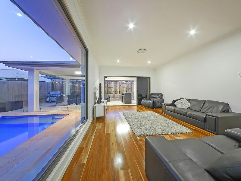 21 Parkgrove Street, Birkdale QLD 4159