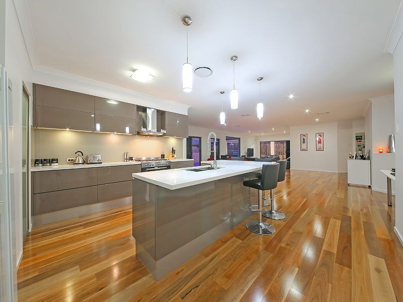 21 Parkgrove Street, Birkdale QLD 4159