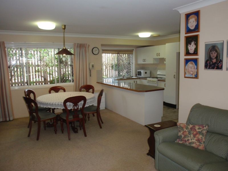 24/14 Kensington Place, Birkdale QLD 4159