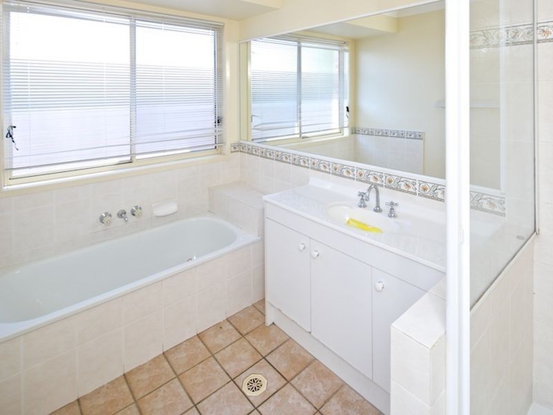 71 Hailey Drive, Birkdale QLD 4159