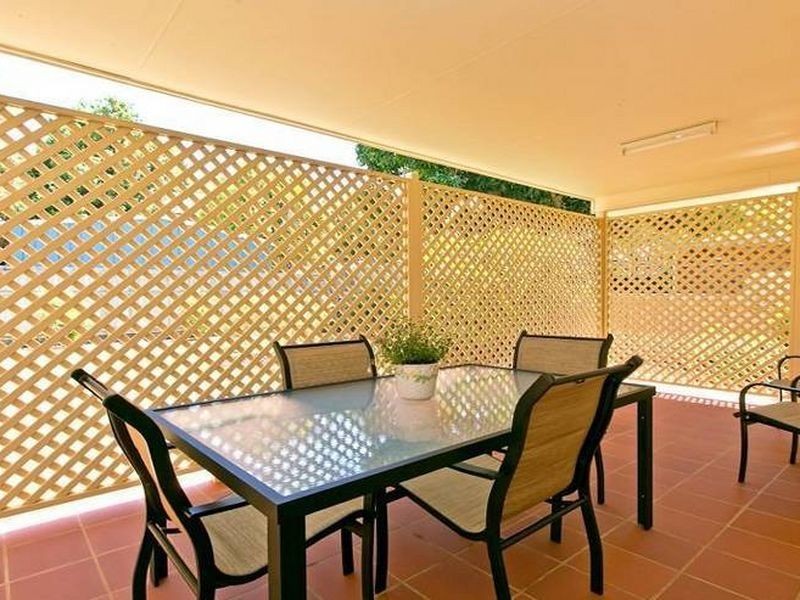 18 Russell Street, Cleveland QLD 4163