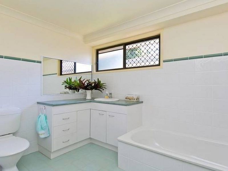 18 Russell Street, Cleveland QLD 4163