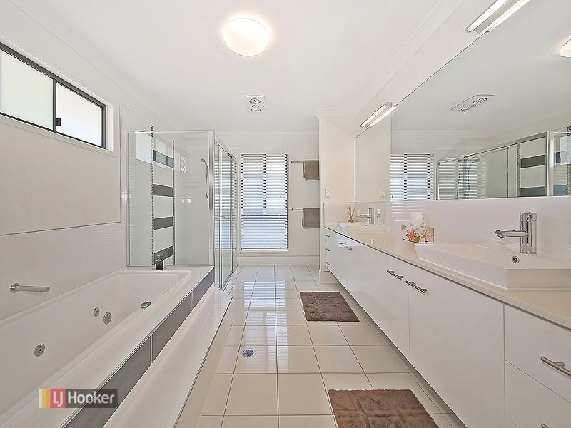 35 Celsa Street, Wellington Point QLD 4160