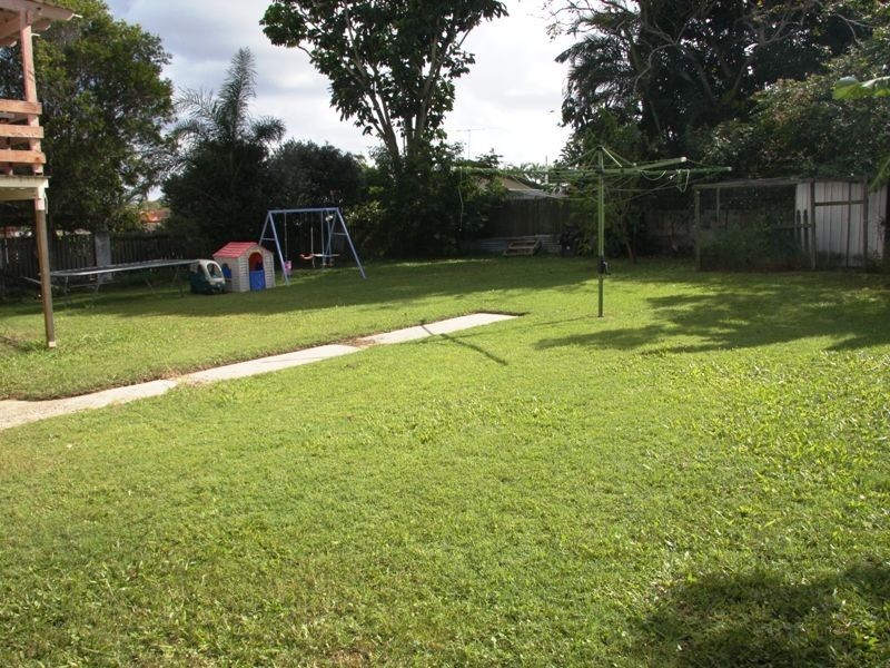 12 Amaryllis Street, Alexandra Hills QLD 4161