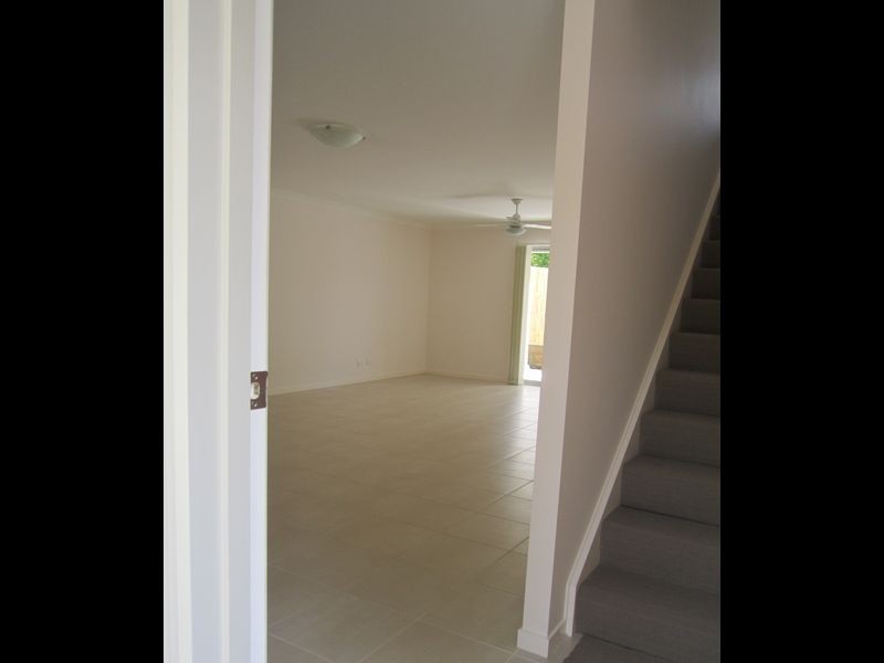Unit 4/13 Victor Street, Birkdale QLD 4159