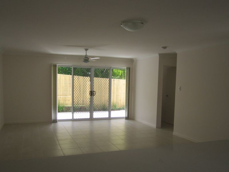 Unit 4/13 Victor Street, Birkdale QLD 4159