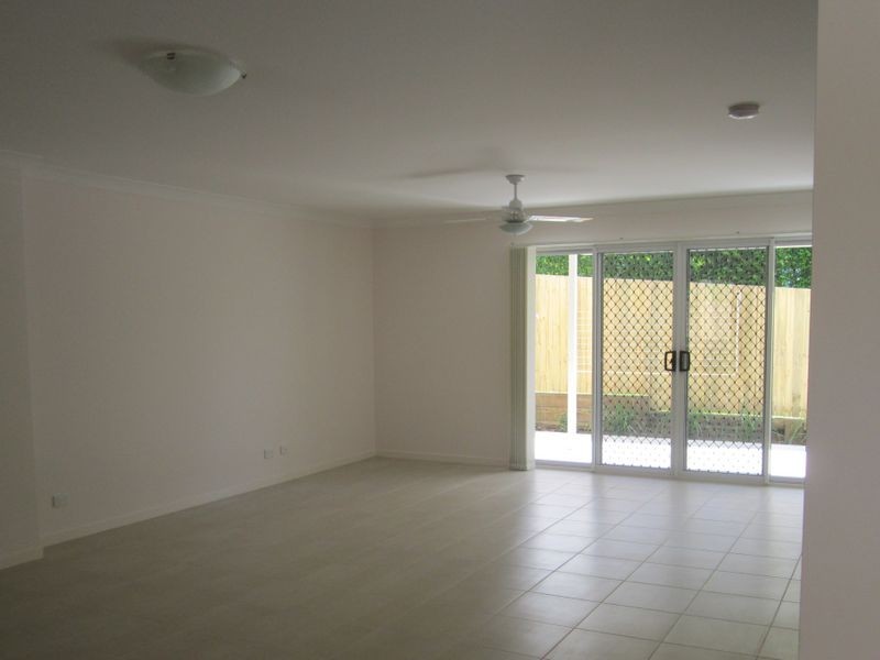 Unit 4/13 Victor Street, Birkdale QLD 4159
