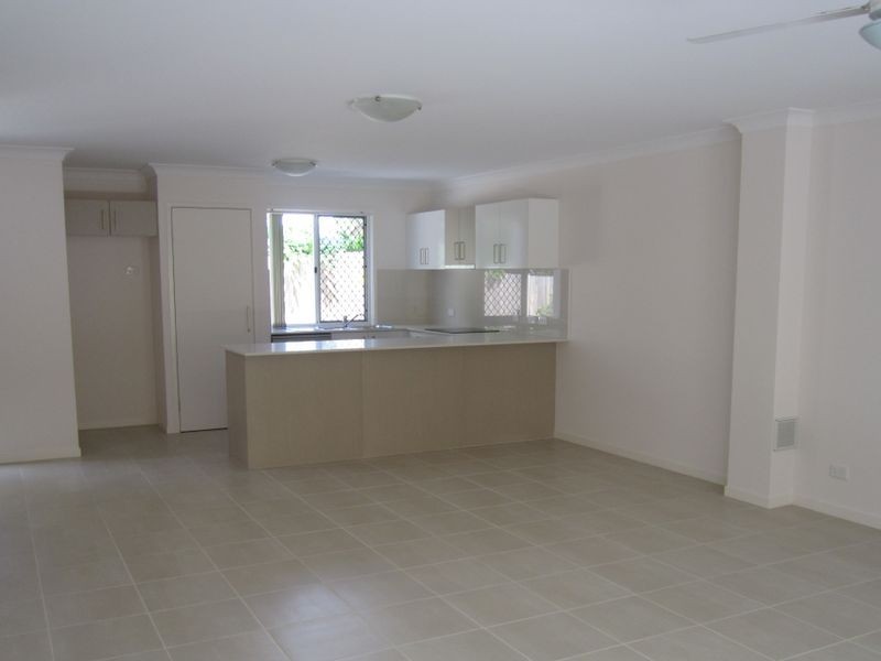 Unit 4/13 Victor Street, Birkdale QLD 4159