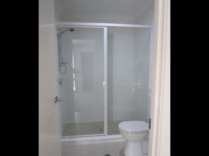 Unit 4/13 Victor Street, Birkdale QLD 4159