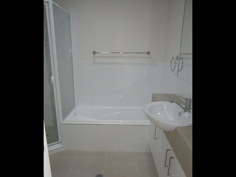 Unit 4/13 Victor Street, Birkdale QLD 4159