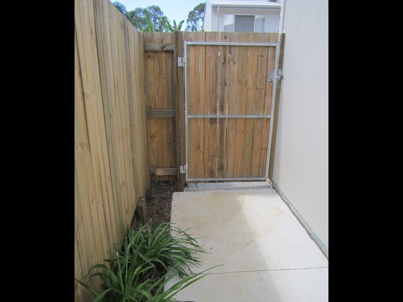 Unit 4/13 Victor Street, Birkdale QLD 4159