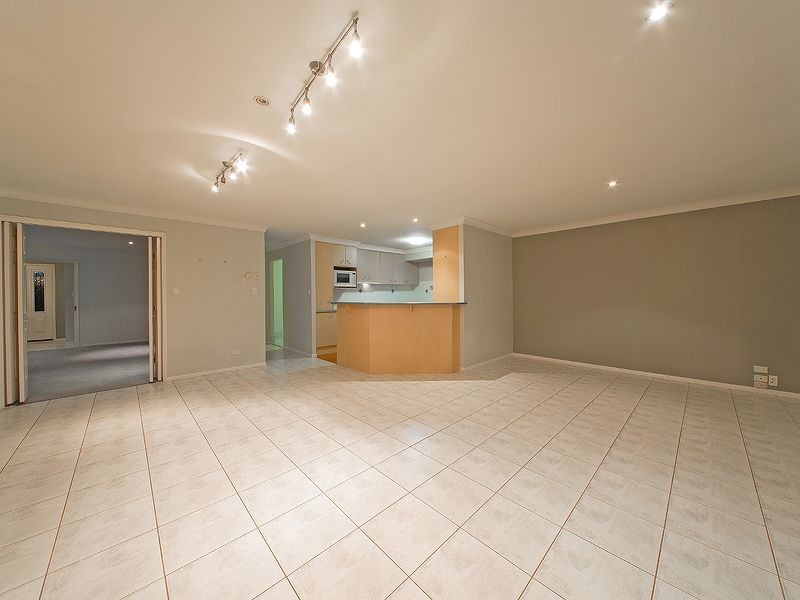 15 Manly Street, Birkdale QLD 4159