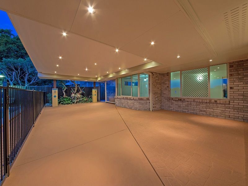 15 Manly Street, Birkdale QLD 4159