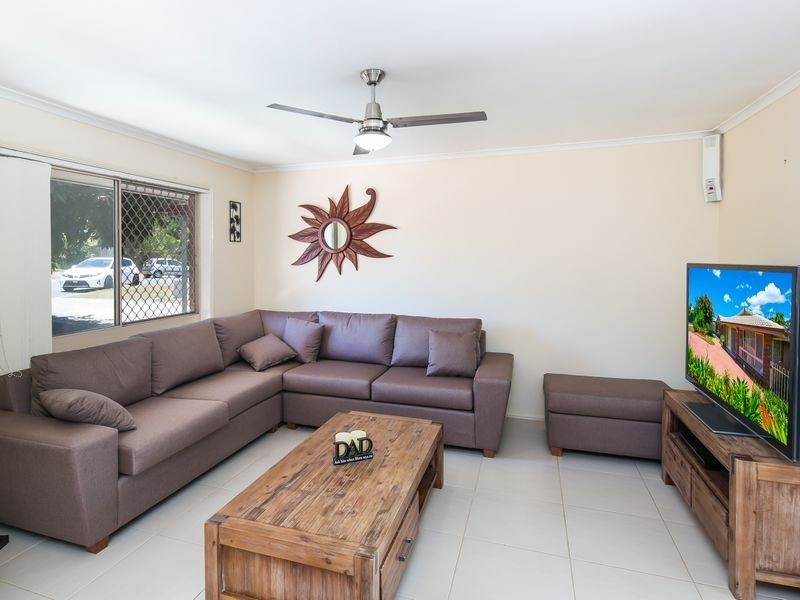 12 Glenwood Court, Birkdale QLD 4159