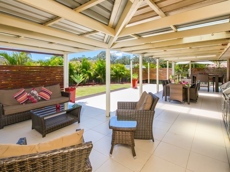 12 Glenwood Court, Birkdale QLD 4159